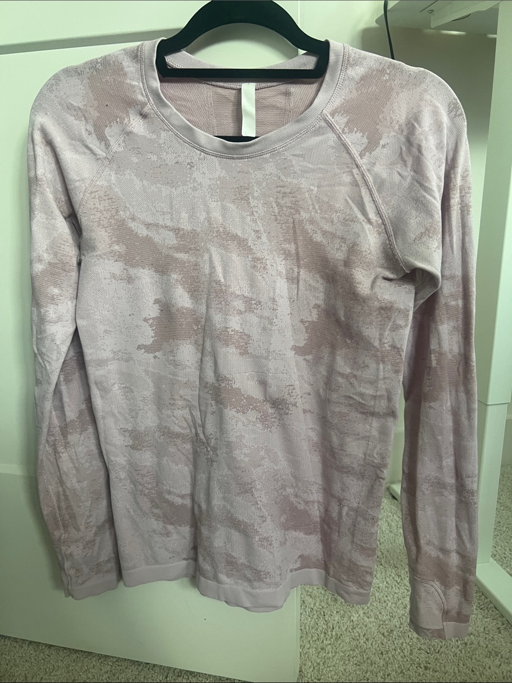 Athleta pale pink camo momentum seamless long sleeve top small